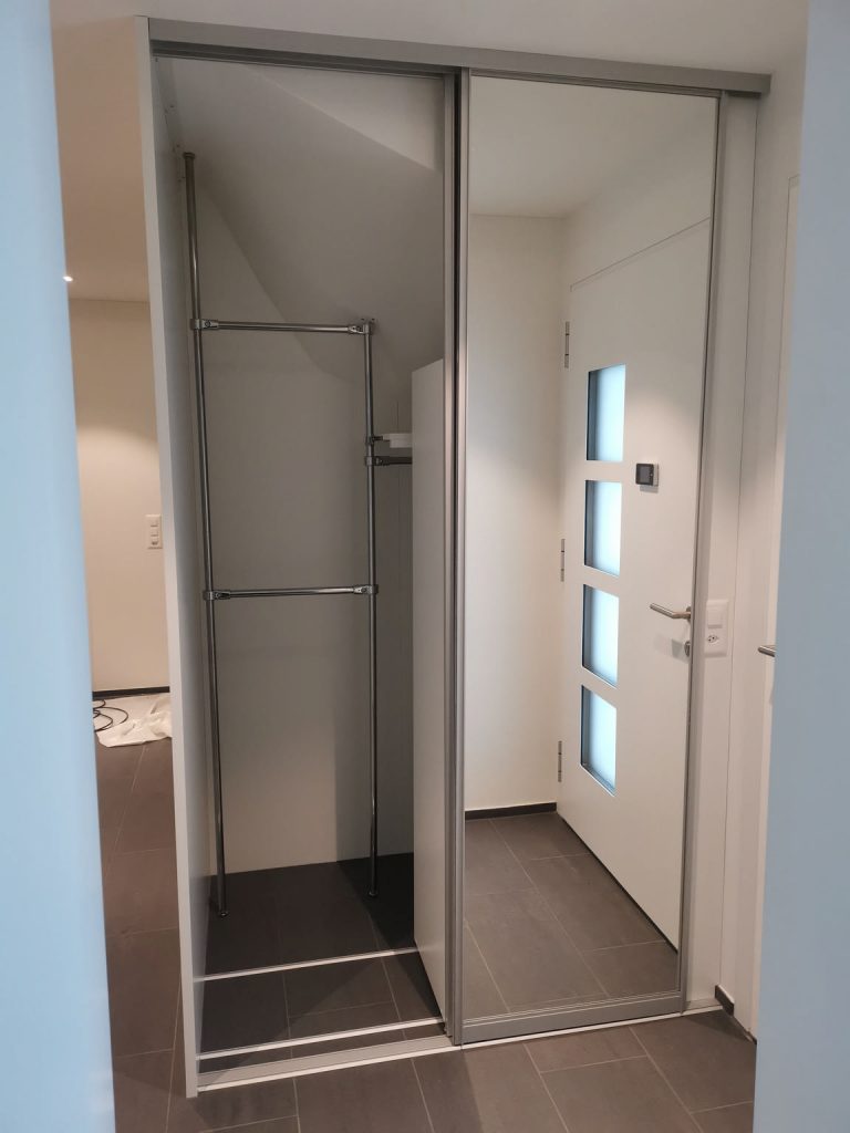 Schrank unter der Stiege | Schrank unter der Stiege 010